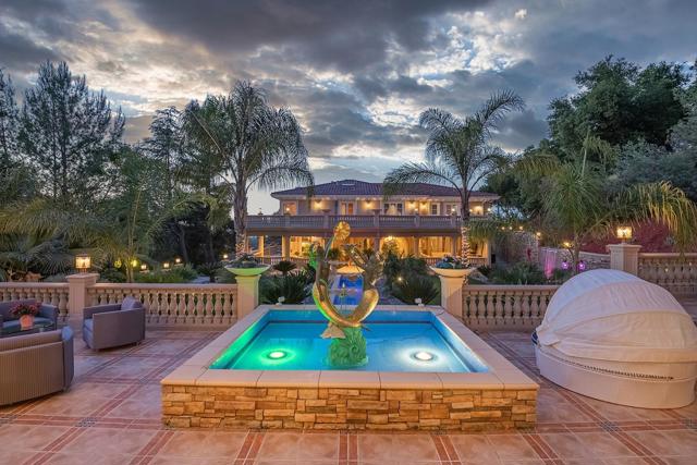 16840 Cypress Way, Los Gatos CA: https://media.crmls.org/mediaz/111bcc9a-6658-4261-85f0-64bb502fa50a.jpg