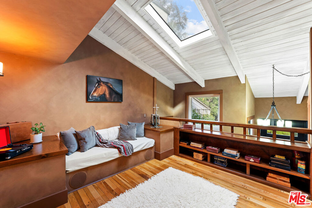 MLS #26662939 image #12