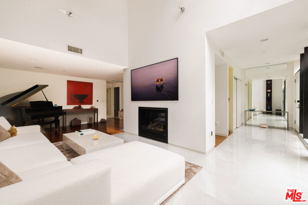 MLS #26853997 image #4