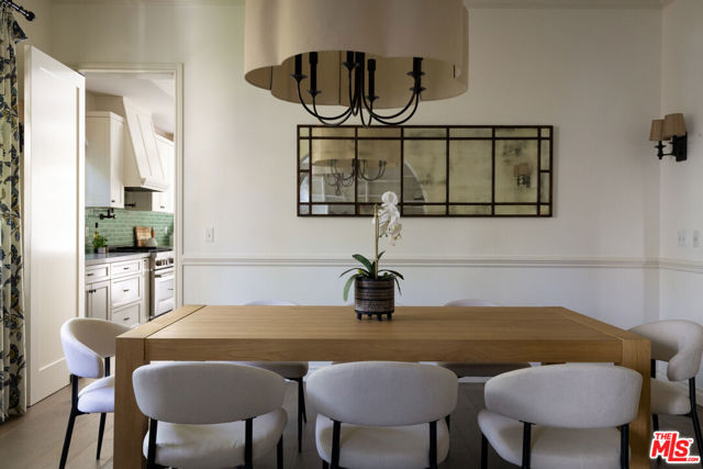 735 N Stanley Avenue, Los Angeles CA: https://media.crmls.org/mediaz/111c881c-8334-47a0-8047-b84ca8723823.jpg
