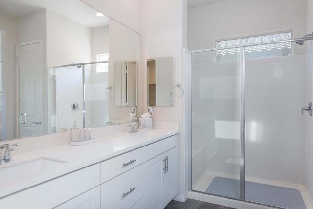 37 Chianti, Rancho Mirage CA: https://media.crmls.org/mediaz/111c9245-d667-4fa9-b34f-d73fa46d0d1d.jpg