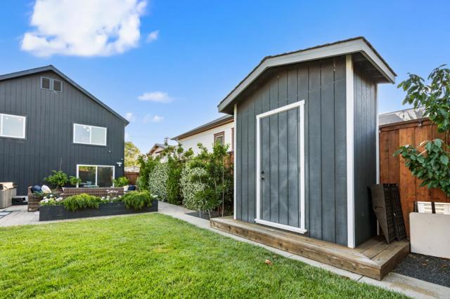 212 Ramona Street, San Mateo CA: https://media.crmls.org/mediaz/111cb9be-f267-4512-b45f-c4c1c7c89baf.jpg