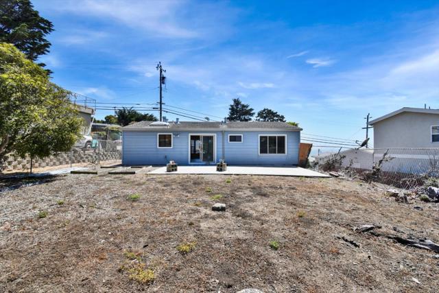 331 Manor Drive, Pacifica CA: https://media.crmls.org/mediaz/111cef15-5731-4370-8843-e82ef8c83592.jpg