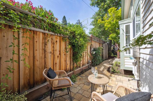 106 Second Street, Los Altos CA: https://media.crmls.org/mediaz/112049ab-988f-4851-8708-4adf72a501e9.jpg