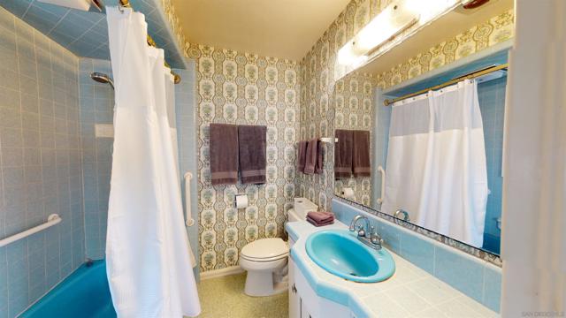 1405 10th Street, Coronado, California 92118, 4 Bedrooms Bedrooms, ,3 BathroomsBathrooms,Single Family Residence,For Sale,10th Street,250018972SD