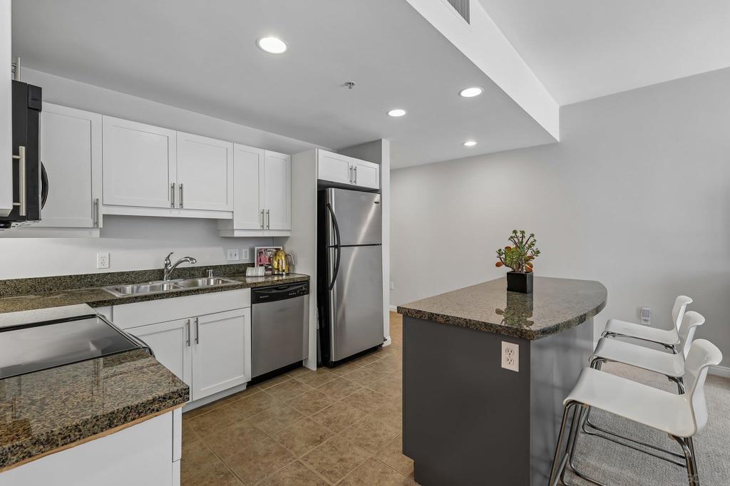 206 Park Blvd - photo 15