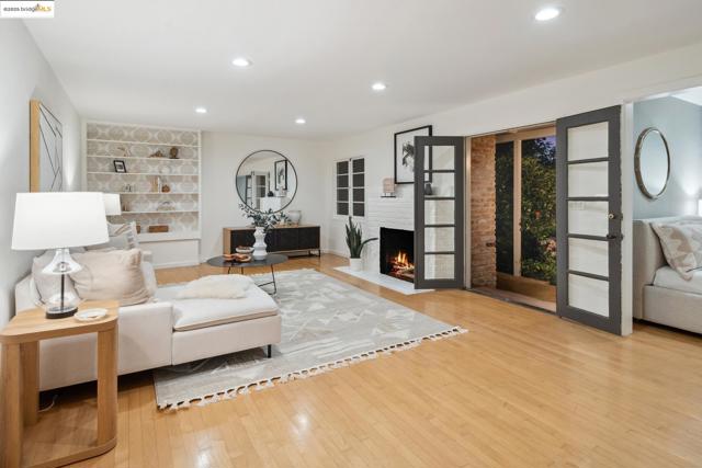 1025 Creston Rd, Berkeley CA: https://media.crmls.org/mediaz/11211984-1a93-47be-8aeb-b08dae28722a.jpg