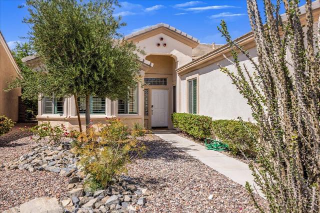 78544 Iron Bark Drive, Palm Desert CA: https://media.crmls.org/mediaz/112175fd-0161-420b-97ce-9f0680997851.jpg