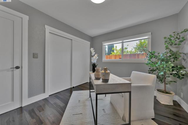 635 Janice Ave, Hayward CA: https://media.crmls.org/mediaz/112205aa-8f8d-4d7a-876b-d8c3c8098ead.jpg