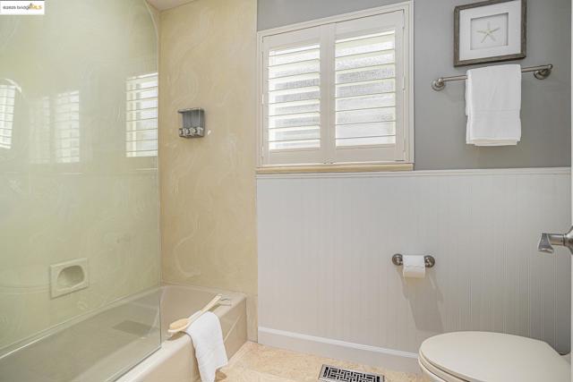 737 Willow Lake Rd, Discovery Bay CA: https://media.crmls.org/mediaz/11220991-0f1d-4f42-a506-2b264e6140ea.jpg