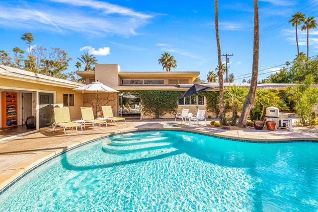 1223 E San Lorenzo Road, Palm Springs CA: https://media.crmls.org/mediaz/11221f83-5959-47b1-bf5d-c9aee7faddde.jpg