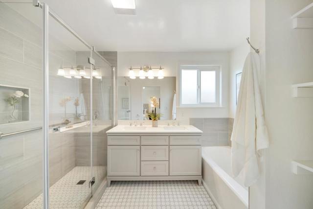 1160 Balboa Way, Pacifica CA: https://media.crmls.org/mediaz/11229371-381f-4395-b370-13b6220d2d92.jpg