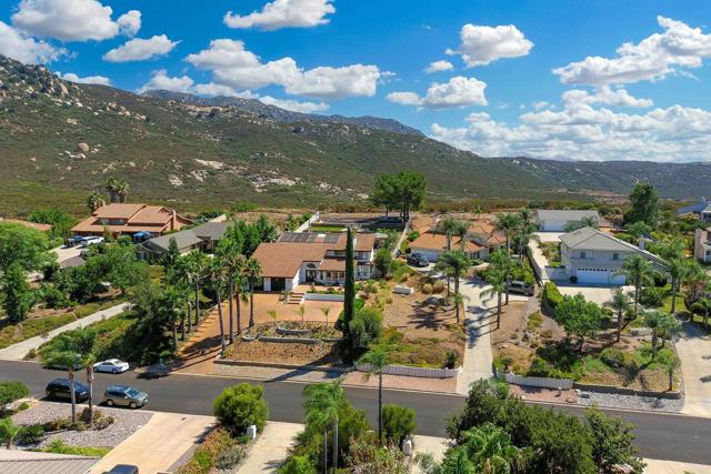 Image 19 of 72 For 23767 Moonglow Ct