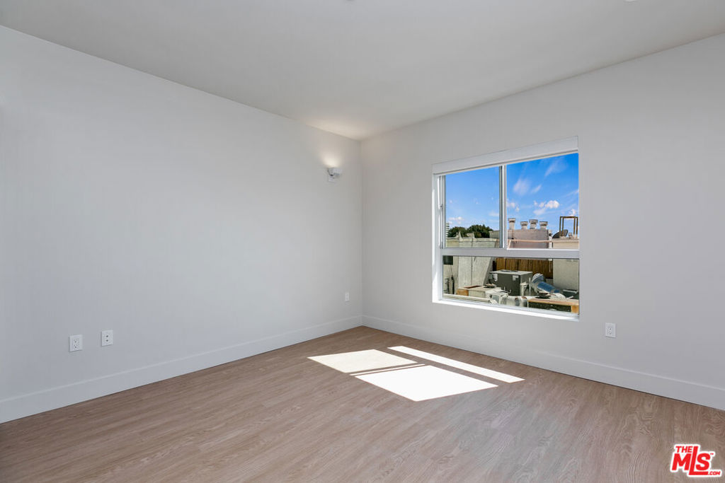 MLS #26865711 image #9