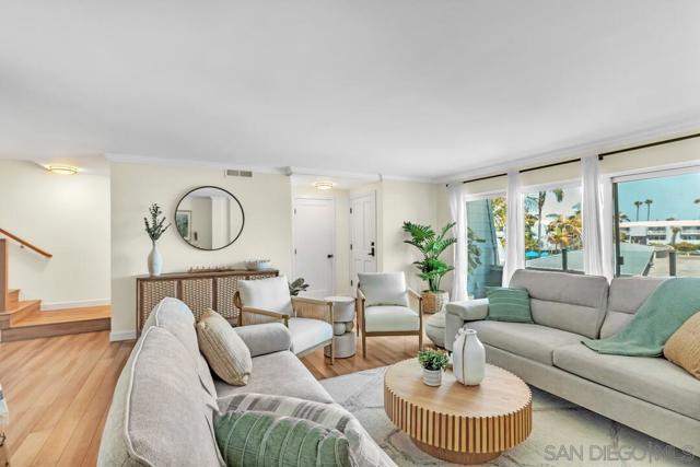 24 Montego Court, Coronado CA: https://media.crmls.org/mediaz/1126a155-972f-4339-8c37-37093311181a.jpg