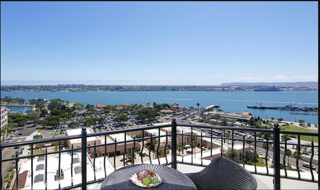 Detail Gallery Image 1 of 1 For 700 W Harbor Dr #1703,  San Diego,  CA 92101 - 2 Beds | 2 Baths