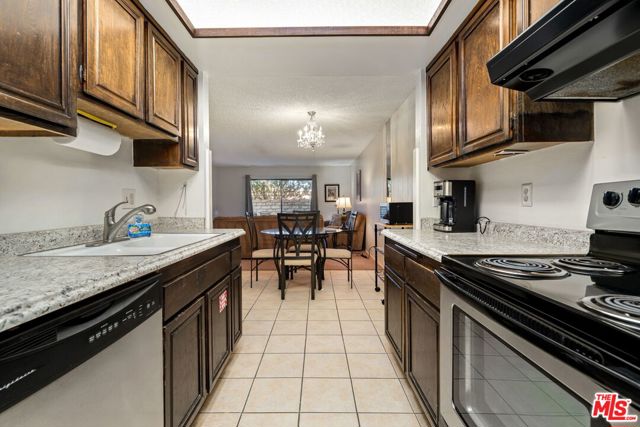 1409 N Sunrise Way #45, Palm Springs, CA 92262