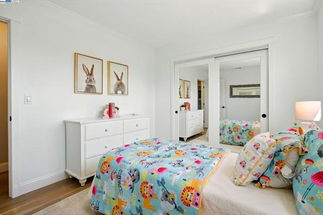 9658 Broadmoor Dr, San Ramon CA: https://media.crmls.org/mediaz/11280a79-0578-4245-b20a-5d5fb88fabbd.jpg