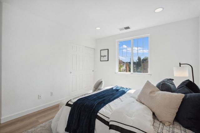 4440 Rivermark Parkway, Santa Clara CA: https://media.crmls.org/mediaz/1128355a-df1d-4bf3-ab14-aba2cab0b57e.jpg