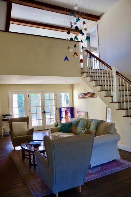 811 Alameda Avenue, Monterey CA: https://media.crmls.org/mediaz/1128b5b7-4a67-4a59-a9c9-375dc8cf6161.jpg