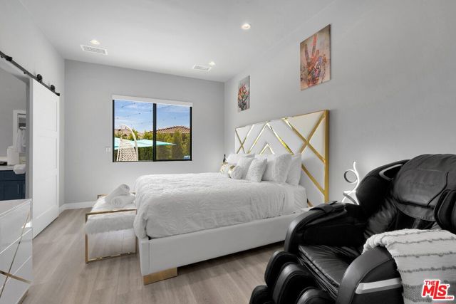 Image 18 of 66 For 80803 Sunglow Court