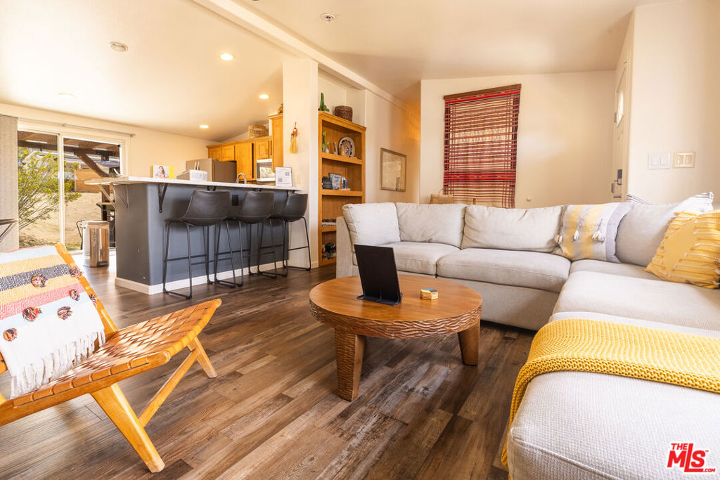 MLS #25613337 image #3