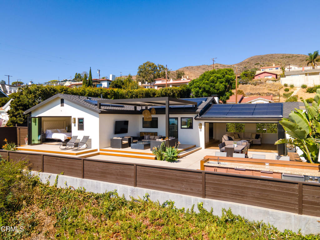 2442 Sherwood Drive, Ventura, CA 93001