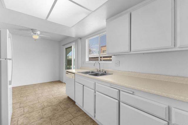 233 N Inez Street, Hemet CA: https://media.crmls.org/mediaz/112a562b-fbff-4094-9f87-f22bf93338bd.jpg