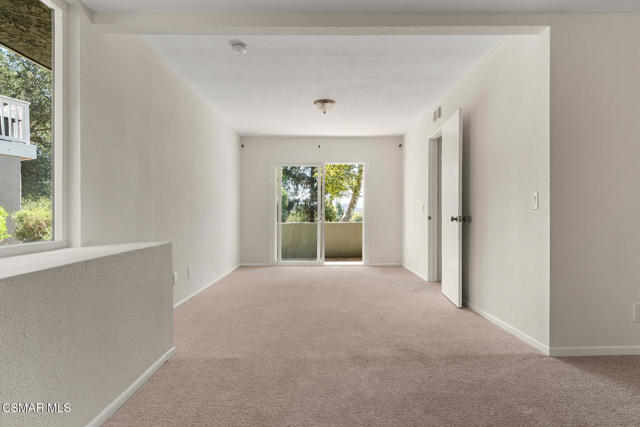 191 Rockrose Lane, Oak Park CA: https://media.crmls.org/mediaz/112b5bd2-07ff-4145-b1d6-22e1588c9a6c.jpg