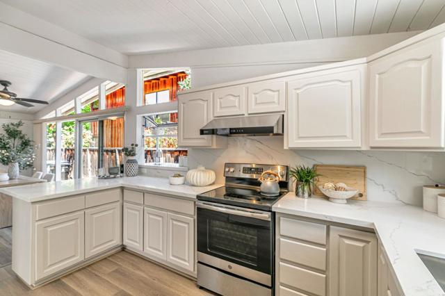 3845 Corina Way, Palo Alto CA: https://media.crmls.org/mediaz/112bcd16-5ce9-46ec-ac17-ed02c37bb0e4.jpg