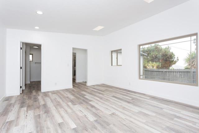 12049 Coping Place, Lakeside CA: https://media.crmls.org/mediaz/112c5790-23a4-4ae0-a455-a97a12df5b8b.jpg