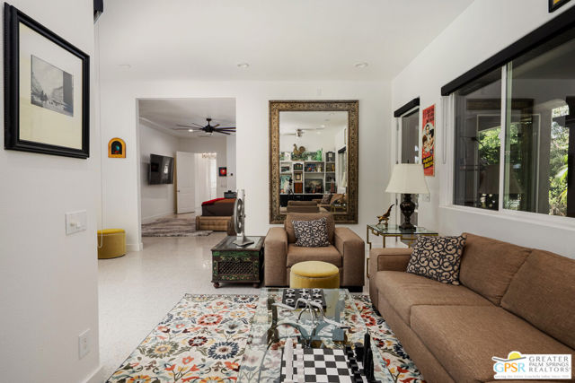 2160 N Hermosa Drive, Palm Springs, CA 92262