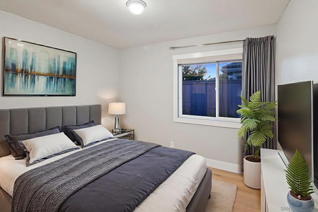 3356 Corte Tiburon, Carlsbad CA: https://media.crmls.org/mediaz/112dbecc-8104-414d-b4b2-50582e4d9744.jpg