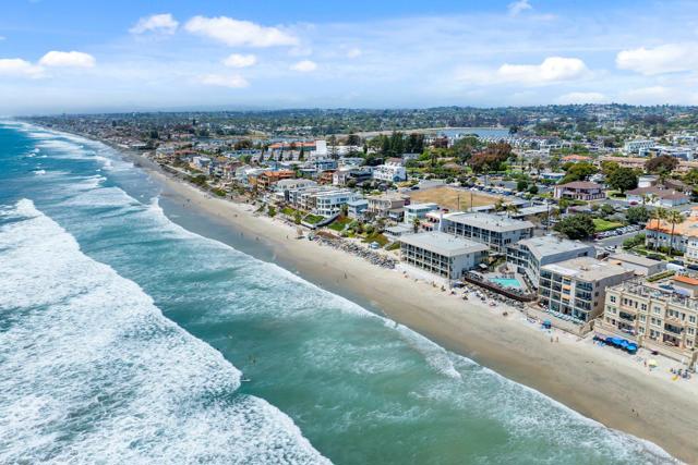 2537 Davis Ave, Carlsbad CA: https://media.crmls.org/mediaz/112e9767-18cf-44cd-a7de-96f2dc4084fa.jpg