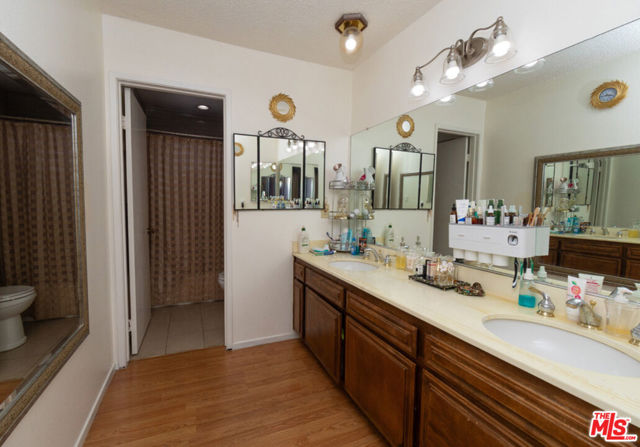 9041 Van Nuys Boulevard, 210 photo 41