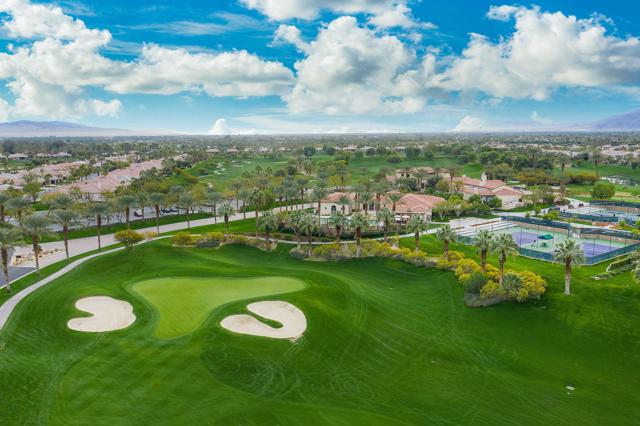 80288 Via Tesoro, La Quinta CA: https://media.crmls.org/mediaz/11302e8c-f573-4da5-bc82-90193003a400.jpg