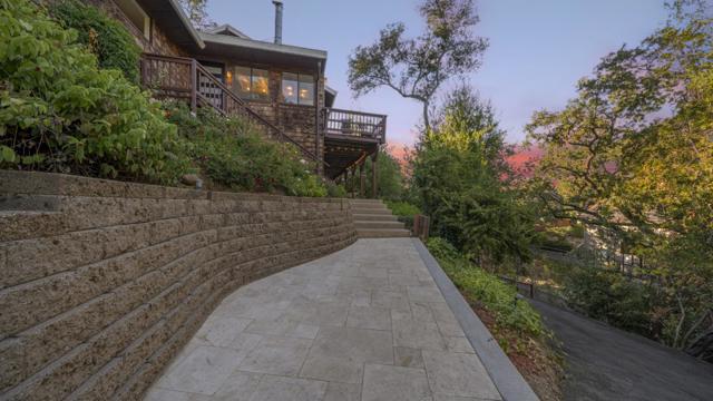 52 Jackson Street, Los Gatos CA: https://media.crmls.org/mediaz/1130cf57-535f-4151-b80d-67fb65ce87d3.jpg