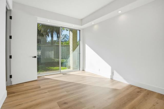 3895 Fair Oaks Boulevard, Sacramento CA: https://media.crmls.org/mediaz/1130e567-c888-40a2-b531-236f85c80d02.jpg