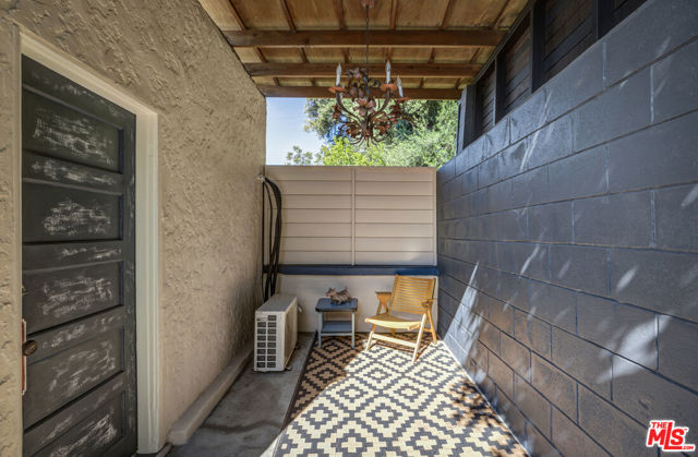 3526 Griffin Avenue, Los Angeles CA: https://media.crmls.org/mediaz/113164ed-ad32-474b-bc2b-dfc221f622d7.jpg