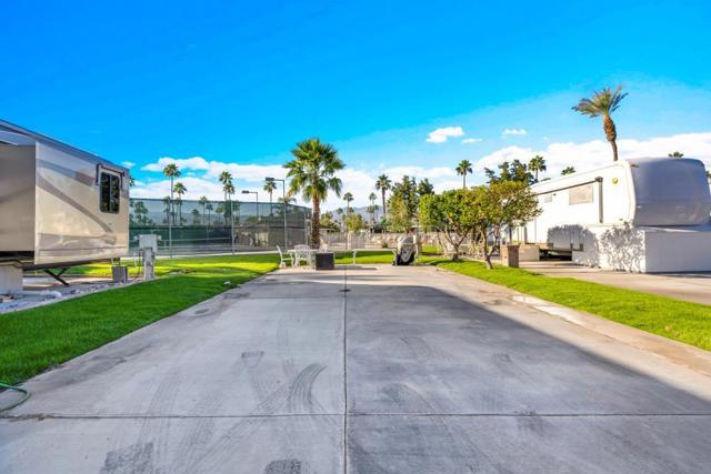 69411 Ramon Road, Cathedral City CA: https://media.crmls.org/mediaz/11318d79-57b7-4eb1-86dd-6c3db28897c9.jpg