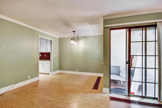 175 Evandale Avenue, Mountain View CA: https://media.crmls.org/mediaz/1131dd63-3f42-4aec-8c03-f63ed0c94135.jpg