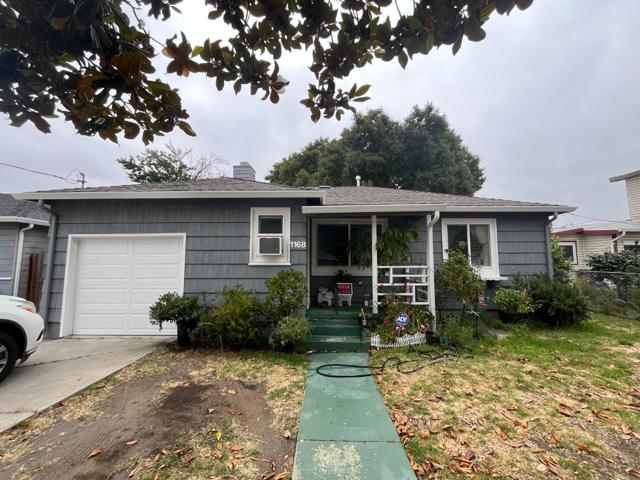 1168 Saratoga Avenue, East Palo Alto CA: https://media.crmls.org/mediaz/1132d2dc-c8b9-414a-afc0-84399b24f8e9.jpg