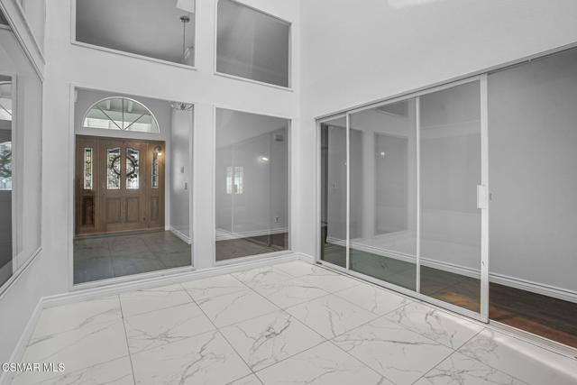 1142 Earlham Court, Oak Park CA: https://media.crmls.org/mediaz/1132f613-75de-446e-ab6c-675b5d4f1cc7.jpg