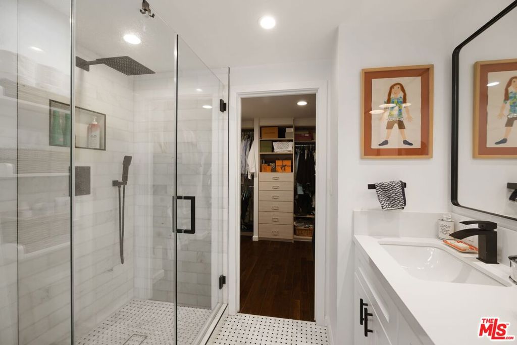 MLS #25608433 image #20