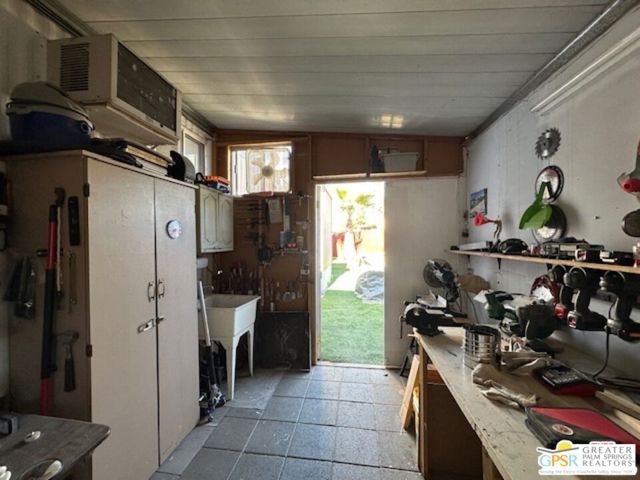 10 Hayes Street, Cathedral City CA: https://media.crmls.org/mediaz/1135f83a-50b7-461d-b273-8984c27c52d5.jpg