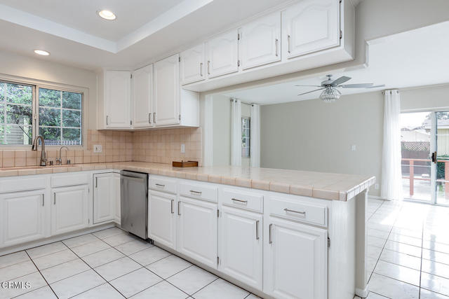 Detail Gallery Image 9 of 30 For 608 Pioneer Dr, Glendale,  CA 91203 - 3 Beds | 2 Baths