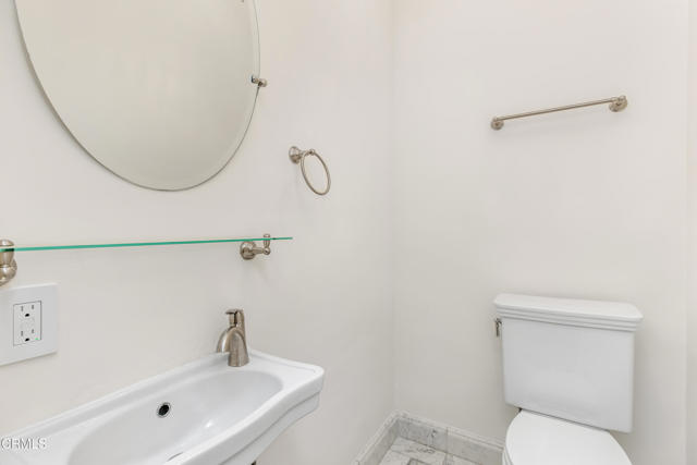 1184 Arden Road, Pasadena CA: https://media.crmls.org/mediaz/11380300-c52a-4e81-ad5e-e3718323c041.jpg