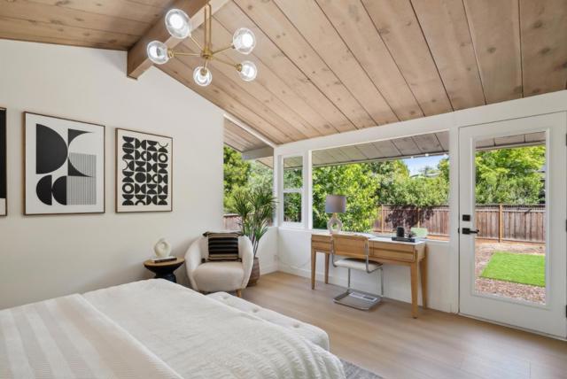 2047 Sharon Road, Menlo Park CA: https://media.crmls.org/mediaz/1138b01f-df1d-4ce2-81c0-89f57e808336.jpg