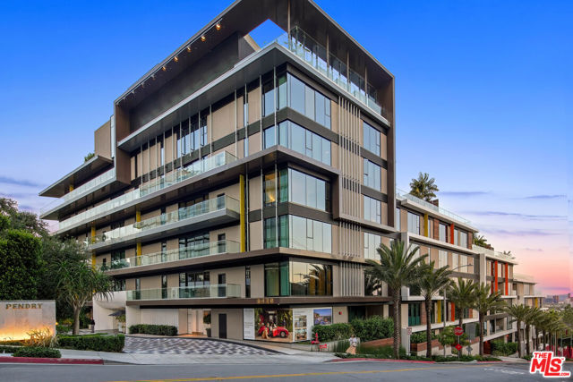 Image 26 of 34 For 8420 Sunset Boulevard 504