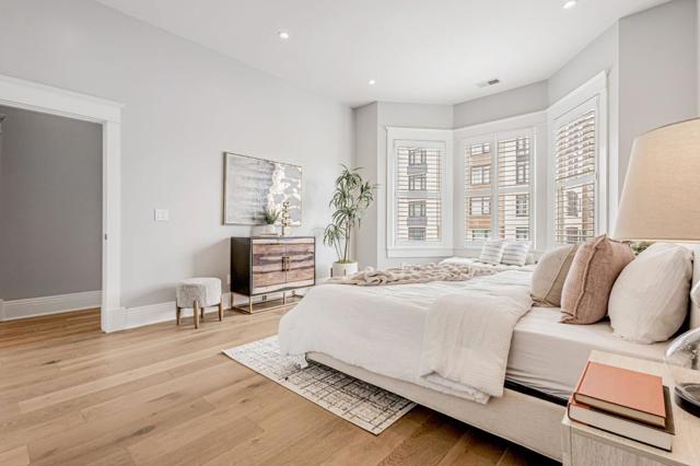 473 South Van Ness Avenue, San Francisco CA: https://media.crmls.org/mediaz/113bbc43-f221-4c59-9ce5-1d22ced39eaf.jpg